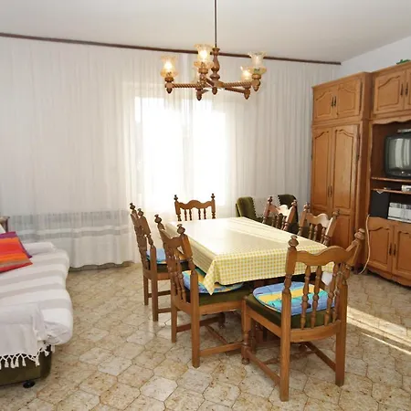 Apartament By The Sea Supetar, Brac - 6040 Supetar