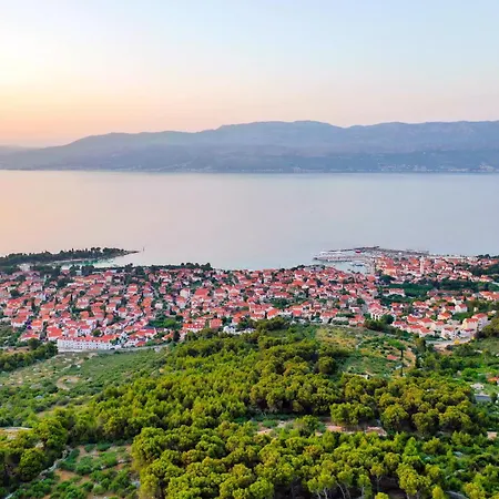 Apartamento By The Sea Supetar, Brac - 6040 Supetar